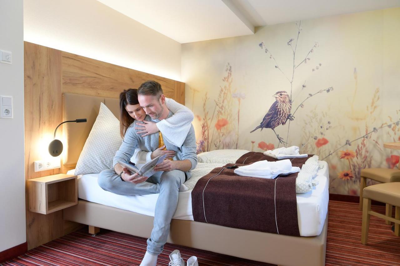 Familienhotel "Rhoen Feeling" Bernshausen Экстерьер фото