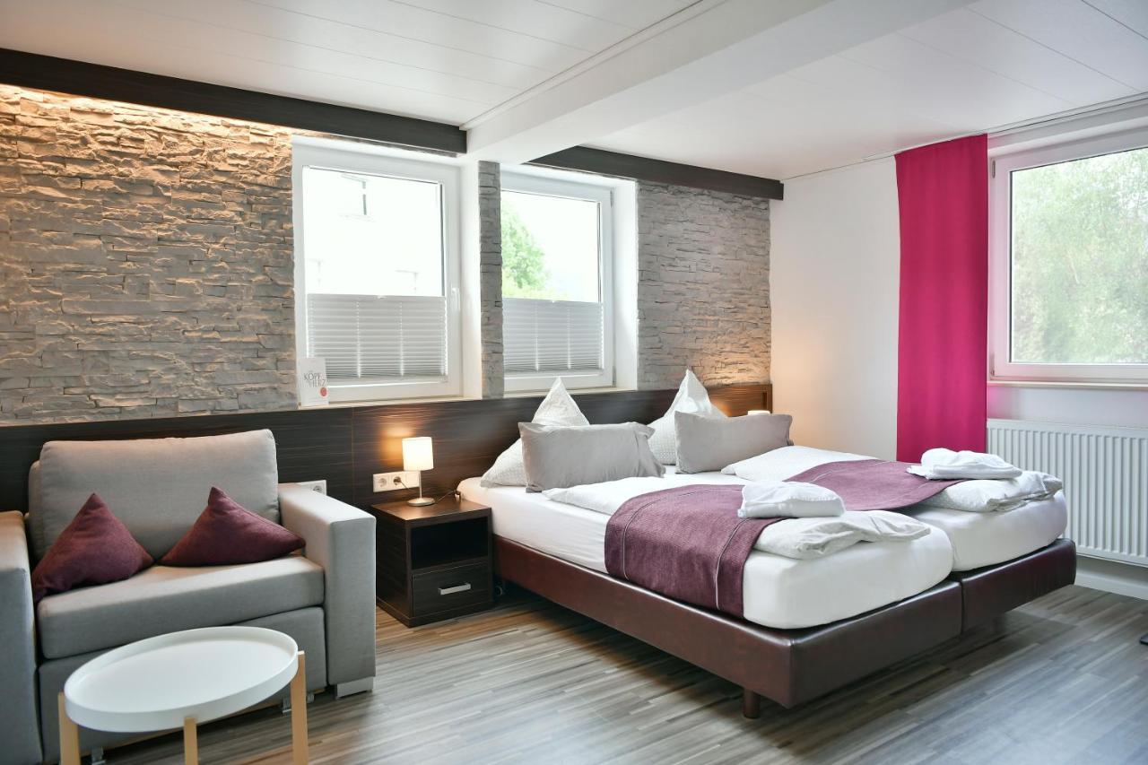 Familienhotel "Rhoen Feeling" Bernshausen Экстерьер фото