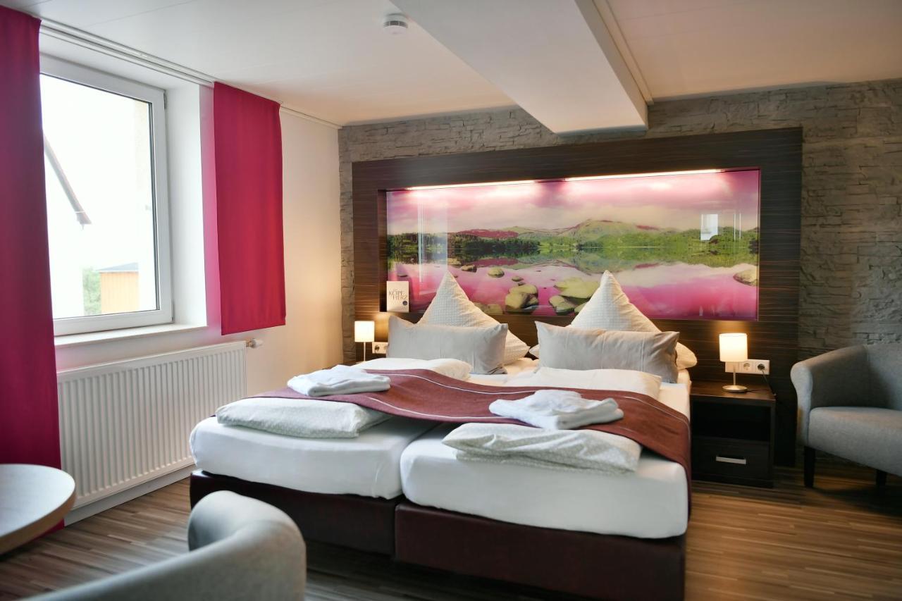 Familienhotel "Rhoen Feeling" Bernshausen Экстерьер фото