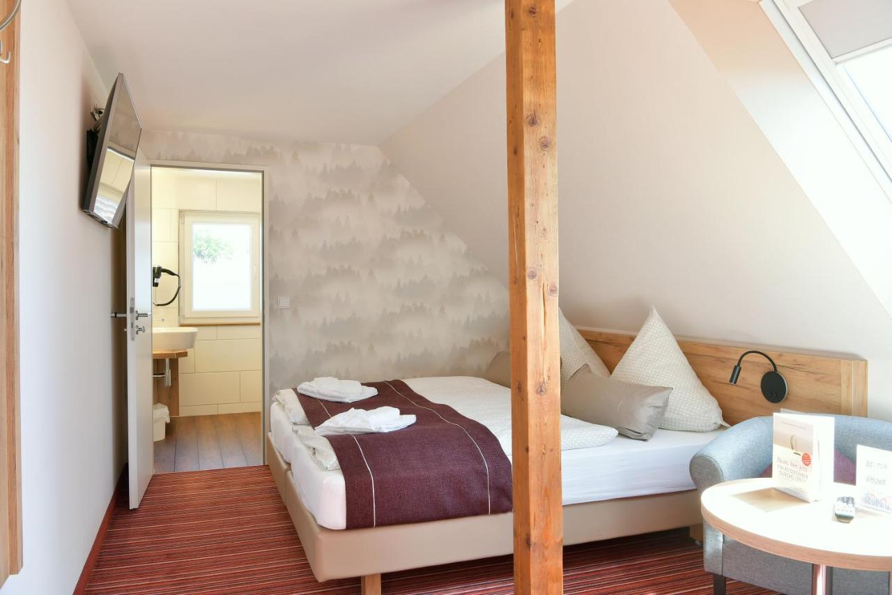 Familienhotel "Rhoen Feeling" Bernshausen Экстерьер фото