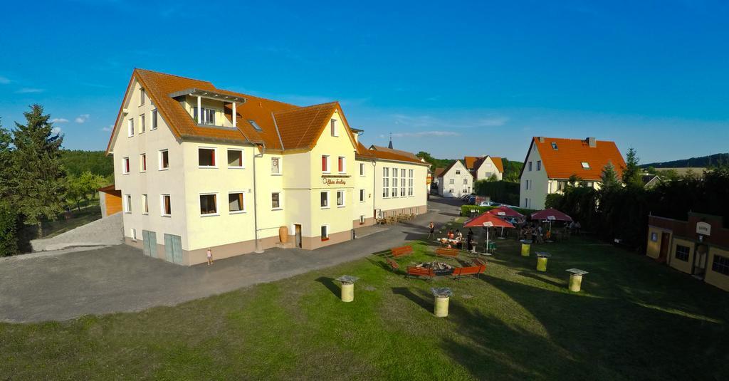Familienhotel "Rhoen Feeling" Bernshausen Экстерьер фото